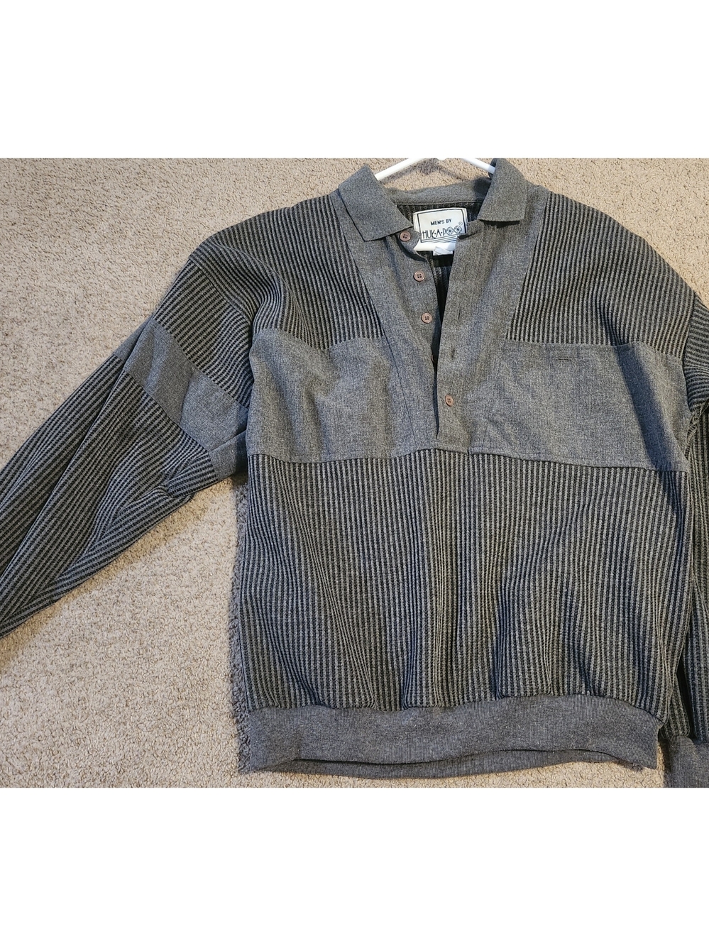Vintage Huk A Poo Men's Grey Ribbed V-Neck Polo Shirt